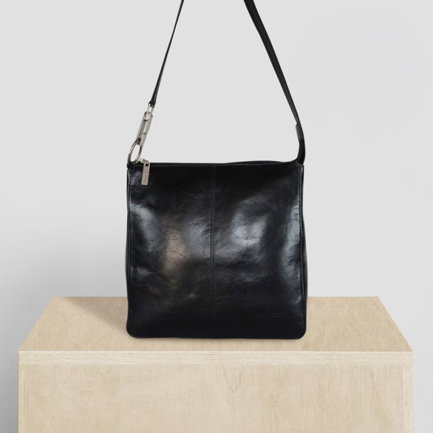 Freja, Belsac crossbody i sort