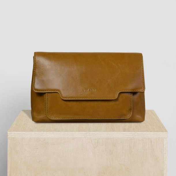 Gabbi, Belsac ginger clutch/crossbody med overslag og lang regulerbar rem