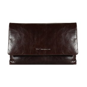 Abelone, Belsac m�rkebrun clutch i bl�dt l�der med overslag og lang regulerbar rem