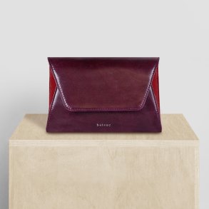 Venus, Belsac bordeaux clutch i skind med et stort rum og lang aftagelig, regulerbar rem