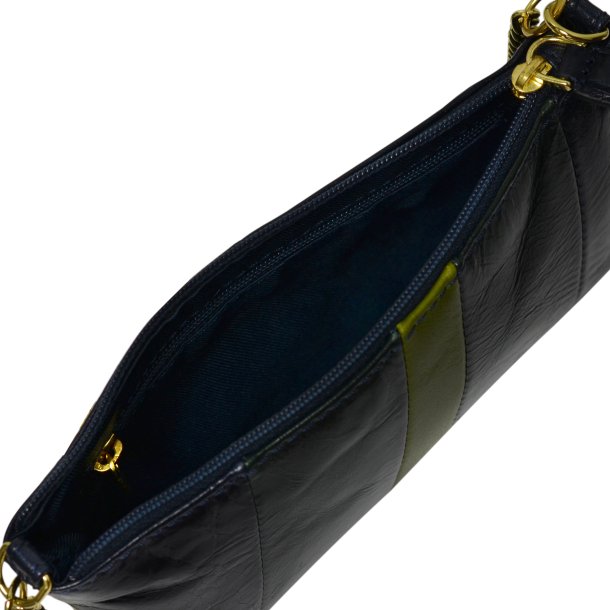 Chellie, Belsac blå crossbody/clutch i skind med guldkæde