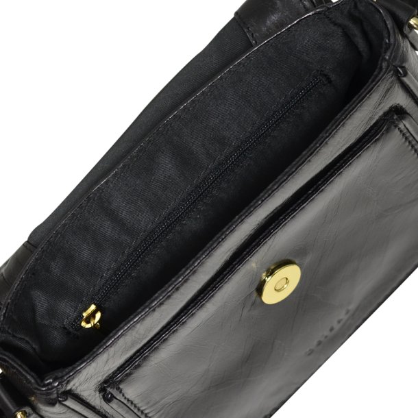 Chenett, Belsac sort crossbody i skind med fast bund og overslag