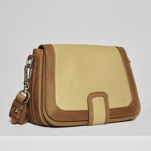 Deisti, Belsac cognac/ginger crossbody i skind med flere rum og overslag