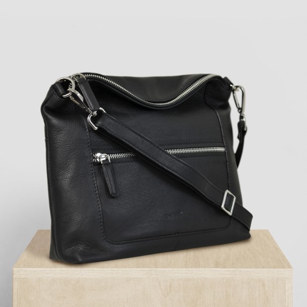 Delia, Belsac sort crossbody i skind med fast bund og lang regulerbar rem