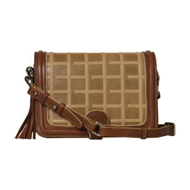 Janella, Belsac cognac crossbody i skind med overslag og lang regulerbar rem