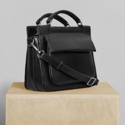 Kathleen, Belsac sort crossbody i skind med flere rum og lang regulerbar rem