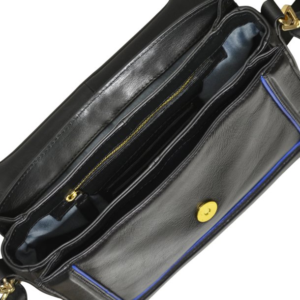 Lajla, Belsac sort crossbody i skind med flere rum og lang regulerbar rem