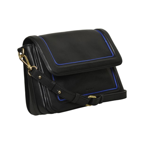 Lajla, Belsac sort crossbody i skind med flere rum og lang regulerbar rem