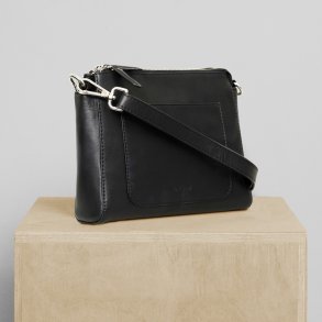 Lina, Belsac sort crossbody i skind med frontlomme og lang regulerbar rem