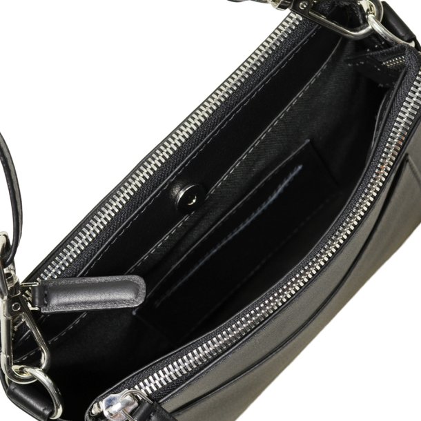 Lina, Belsac sort crossbody i skind med frontlomme og lang regulerbar rem