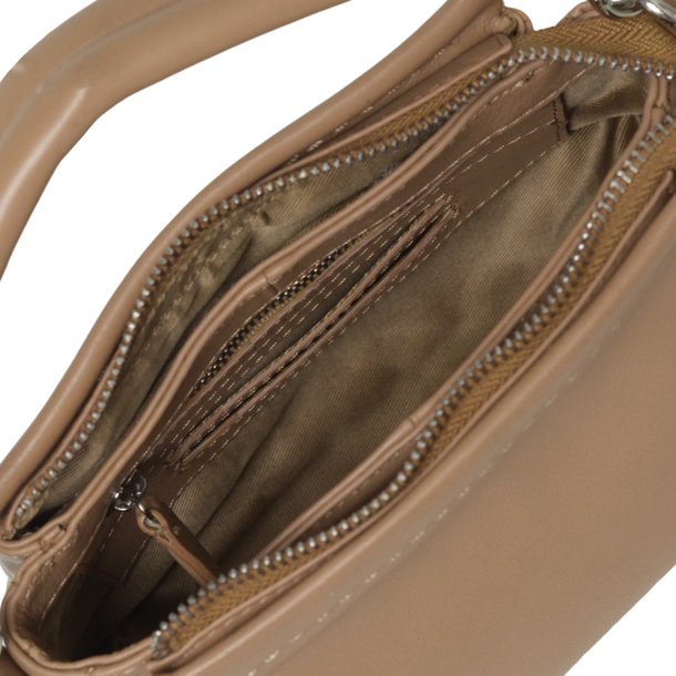 Marete, Belsac camel crossbody i skind med kort kraftig hank og lang regulerbar rem