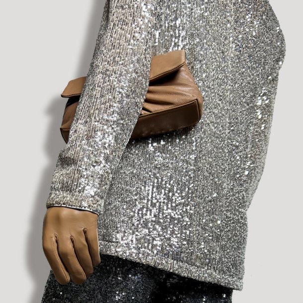 Nadia, Belsac crossbody i camel