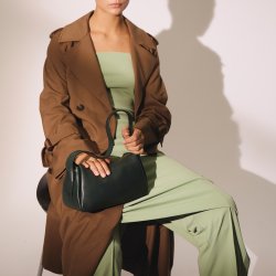 Palina, Belsac grn skuldertaske i skind med kraftig skulderrem