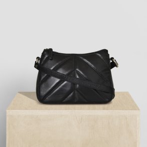 Amanda, Belsac sort crossbody i bldt lder med regulerbar rem 
