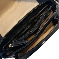 Rhina, Belsac sort crossbody i skind med overslag og lang regulerbar rem