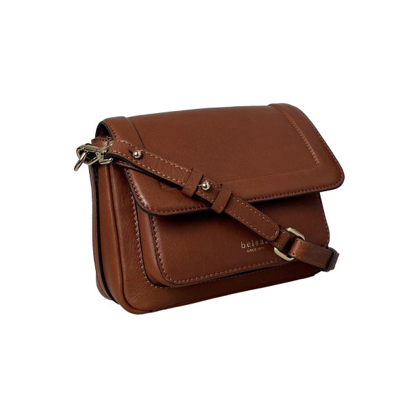 Rhina, Belsac cognac crossbody i skind med overslag og lang regulerbar rem