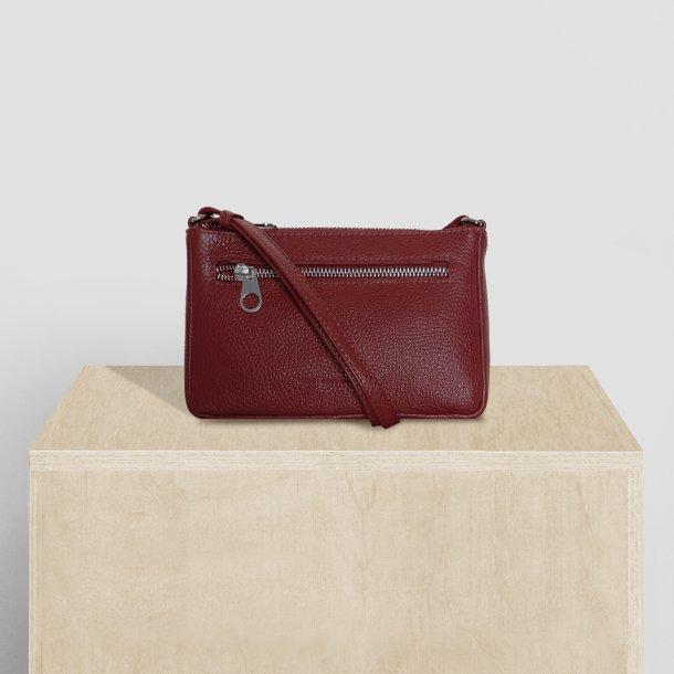 Janie, Belsac rd crossbody i skind med frontlomme og lang regulerbar rem