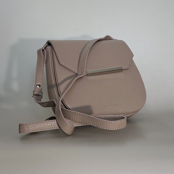 Josefin, Belsac rosa skuldertaske/crossbody i skind med flere rum og overslag