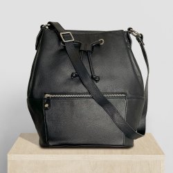 Sophia, Belsac sort rummelig skuldertaske i skind med kraftig rem