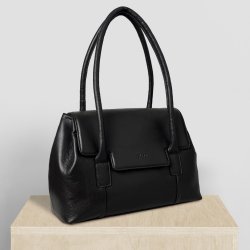 Roseanna , Belsac sort skuldertaske i skind med oversalg og kraftige skulderhanke