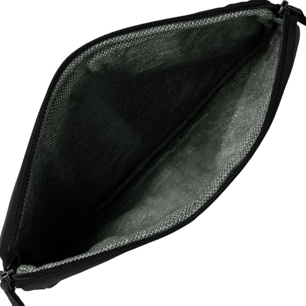 Belsac sort iPad sleeve i skind  med plads til en 9,7" iPad