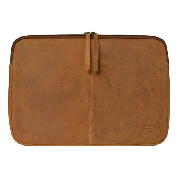 Belsac cognac computer sleeve i skind. Passer til en 13,3" Mac computer