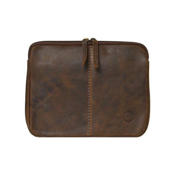 Belsac brunt iPad sleeve i skind med plads til en 9,7" iPad