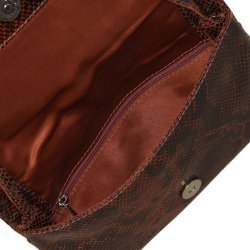 Joann, Belsac cognac clutch i skind med overslag og lang regulerbar rem