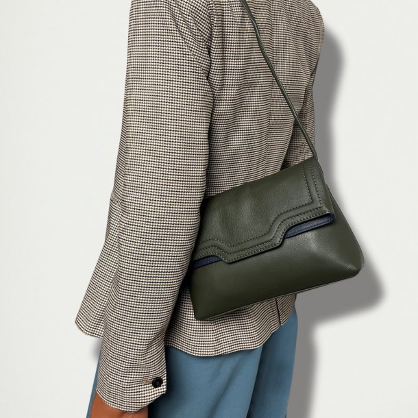 Cheryl, Belsac clutch i grøn