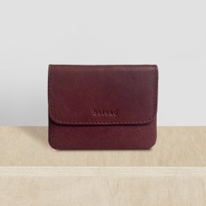 Belsac burgundy pung i skind med overslag til kort og sedler