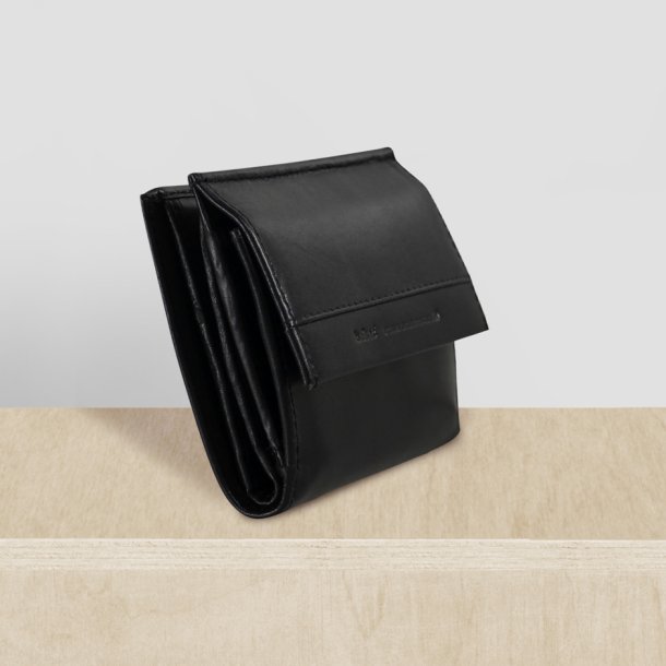Belsac, sort mntpung i lder med plads til kort og mnter