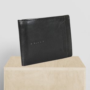 Belsac sort tofljet herrepung i skind med plads til kort, sedler og mnter. Kortlomme p forside.
